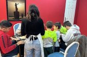Narlıdere'de Otizmli Bireylere Sanatla Terapi