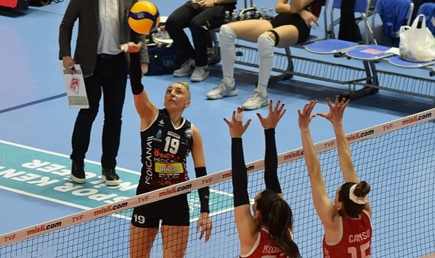 Nilüfer 6. sırayı garantiledi Nilüfer 6. sırayı garantiledi