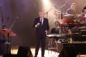 Salvatore Adamo Unutulmaz Şarkılarıyla İş Sanat'ta Sahne Aldı