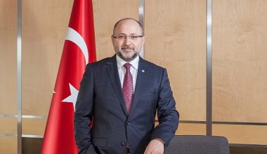 Tüm zorlu koşullara rağmen ilaçta üretim artıyor