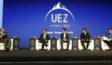 UEZ 2023'te deprem ve sonrası yaşam konuşuldu UEZ 2023'te deprem ve sonrası yaşam konuşuldu