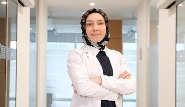 Çekilen diş eti eski haline gelmez Aşırı vakalarda 'serbest diş eti grefti' tedavisi uygulanır