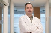 Doç. Dr. Barış Karabulut: “Süt dişleri kalıcı dişlerin rehberidir"