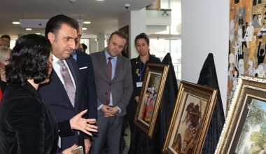 İzmir'de Halk Eğitimi Merkezlerinin Toplumun Tüm Kesimlerine Yönelik Çalışmaları Sürüyor