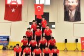 Kartepe'de düzenlenen 19 Mayıs Atatürk'ü Anma, Gençlik ve Spor Bayramı büyük bir coşkuyla kutlandı
