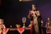 Kocaeli Şehir Tiyatrosundan Kılıçarslan özel gösterimi;  Tiyatroda engel yok!