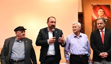 Komünist Osman Çiğli'de Seyirci ile Buluştu