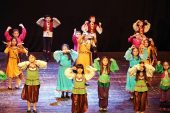 Küçükçekmece'de Halk Oyunları Festivali'ne Büyük İlgi