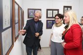 Küçüklerden mesaj dolu çizgiler