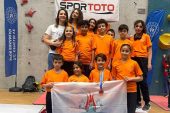 Nevşehir Belediyesi Gençlik ve Spor Kulübü sporcuları, katıldıkları Spor Tırmanış Küçükler C-D-E (Lider) Türkiye Şampiyonası'ndan iki Türkiye ikinciliği derecesi ile döndü