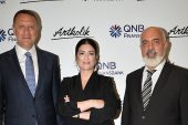 QNB Finansbank ve Artkolik'in 'Kırılma Noktası: Hikâyenin Sonunu Sen Yaz 'Sergisi, sanatseverlerin beğenisine sunuldu