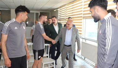 TFF Başkanı Büyükekşi'den, Karbel Karaköprü Belediye Spor'a Ziyaret