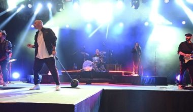 Ünlü rock grubu Gripin Kemer'de konser verdi