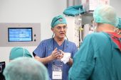7. Canlı Cerrahi Sempozyumu'nda 120 doktor, canlı yayında 70 ameliyat yaptı