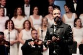 Aliağa Belediyesi Sanatevi TSM Korosu'ndan 'Unutulmaz Şarkılar'
