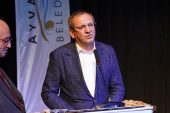 Ayvalık Belediye Tiyatrosu'na İki Ödül Daha Geldi…