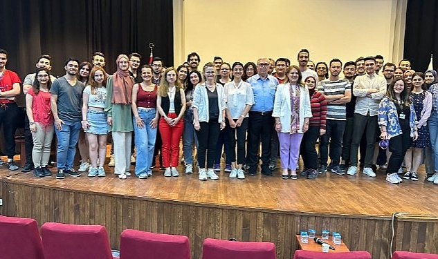 Ege Tıp'ta “3. Ulusal İntörn Hekimlik Kongresi" düzenlendi