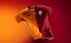 Galatasaray'ın Parçalı Forması Yeniden Sahalarda