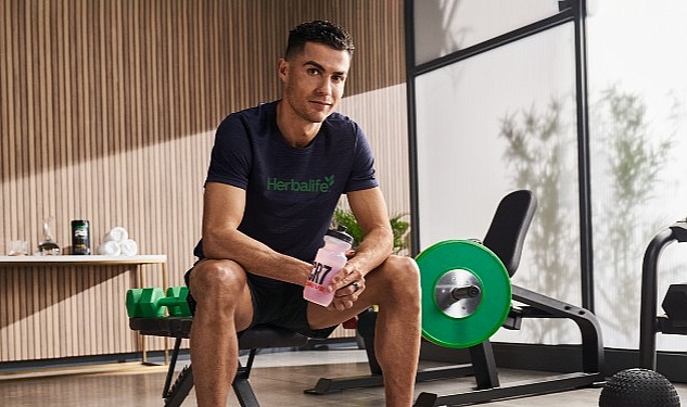 Herbalife, C. Ronaldo'yla sponsorluk sözleşmesini uzattı