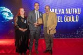 İzmir Şehir Tiyatroları'na 6 dalda “Özdemir Nutku" ödülü