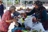 Karşıyaka'da atalık tohumların mahsulleri tezgahları süsledi