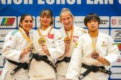 Merve ve Ayşenur, Avrupa'dan madalyayla döndü