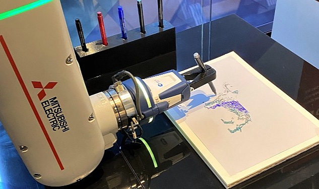 Mitsubishi Electric kolaboratif robotu Melfa Assista Win Eurasia Fuarı'nda ilk defa resim çizecek