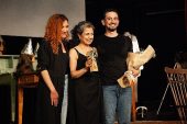 Nilüfer Kent Tiyatrosu Kıbrıs'ta alkışları topladı