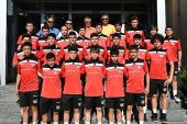 Şampiyonluk pastasını birlikte kestiler