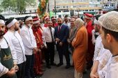 Tatlı devinden Mehter Marşlı açılış