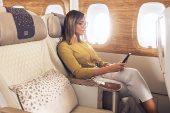 Tüm Emirates yolcuları artık uçuşları sırasında ücretsiz Wi-Fi bağlantısından yararlanabiliyorlar