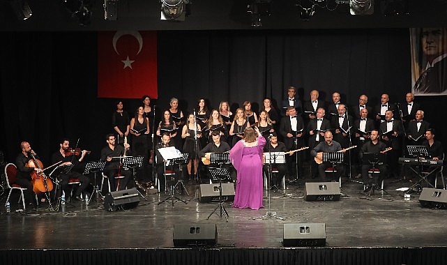 Antalya Büyükşehir Yaza Merhaba konseri düzenledi