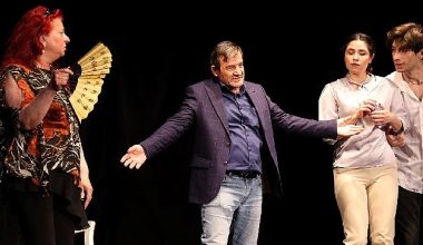 Aşk Her Zaman Güzeldir” sahne aldı