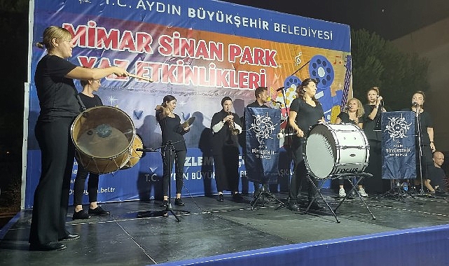 Aydın Büyükşehir Belediyesi'nden Mimar Sinan Parkı'nda müzik resitali