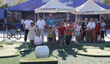 Bağcılarlılar Mini Golf keyfi yaşıyor