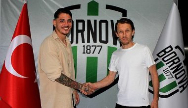 Bornova FK'da iki transfer