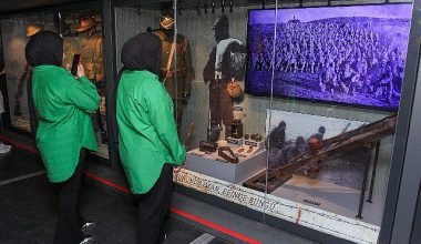 Canik'te Vatandaşlar Tarihi Anlara Şahitlik Etti