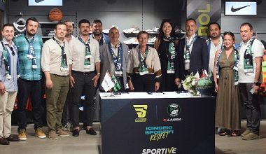 Darüşşafaka Spor Kulübü, iki yıl boyunca Sportive markalı formalarla sahada olacak.