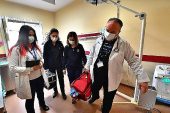 Eşrefpaşa Hastanesi'nin evde bakım ekipleri 18 bin kişiye derman oldu