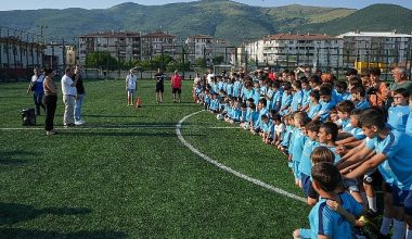 Gemlik Belediyespor yaz okulları yoğun katılımla başladı