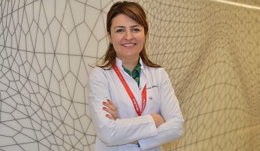 Hem Güneş Koruyucu Kullanıp Hem de D Vitamininden Faydalanabilirsiniz