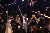 İstanbul Festivali'nde Hande Yener ve Serdar Ortaç Rüzgarı Esti
