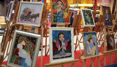 Karşıyaka Belediyesi'nin kursları hayata bağlıyor