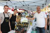 Tirilye zeytin şenliği ile çoştu 