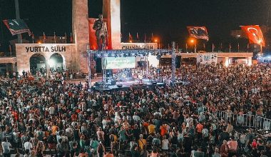 30 Ağustos coşkusu bütün Didim'i sardı