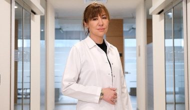 Aşırı bruksizm, dişlerin çatlamasına, kırılmasına hatta diş kaybına neden olabilir