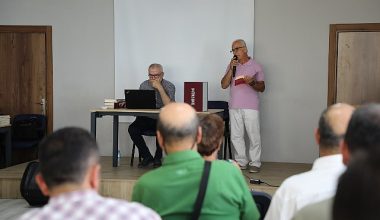 Atatürk Gençlik Merkezi'nde ''Sevgi Dilimiz Yunus Emre'' Adlı Söyleşi Gerçekleştirildi.