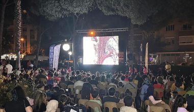 Aydın Büyükşehir Belediyesi'nden Nazilli'de Açı Hava Sineması