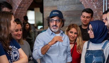 Dünyaya Açılmak İsteyen Girişimciler için “Hamdi Ulukaya Girişimi-Startup Destek Programı" Başvuruları Başladı