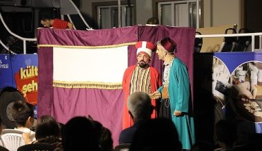 Ortaköy'de Kahkaha Dolu Gece